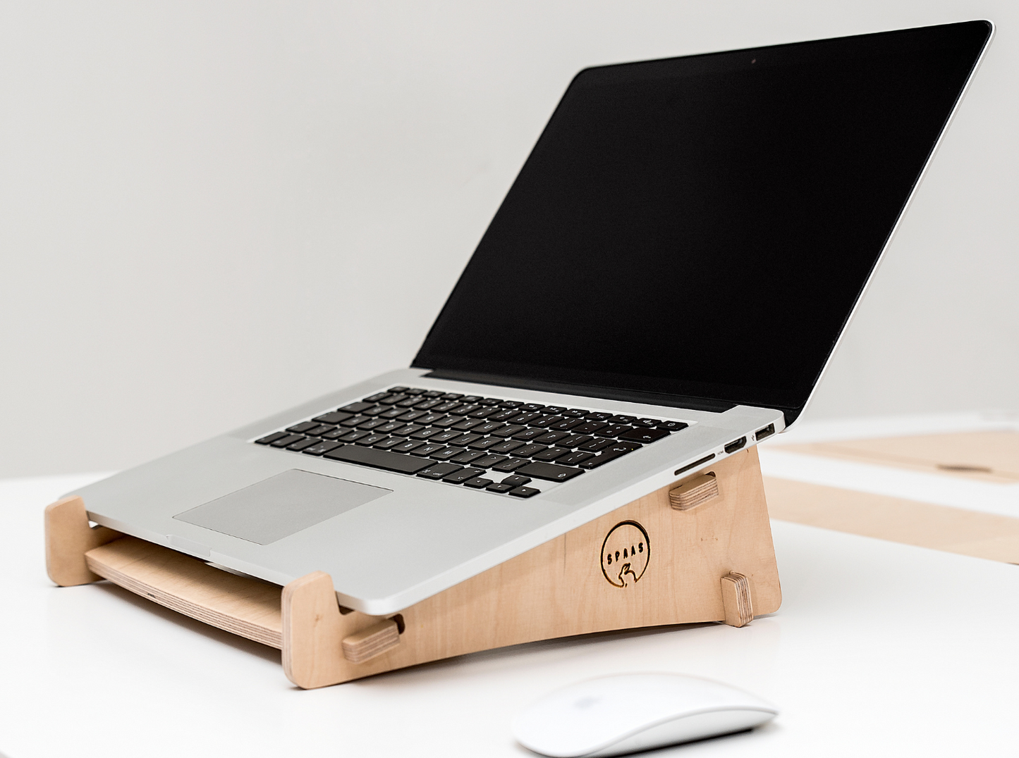 LAPTOP STAND// BIRCH // ERGONOMICS